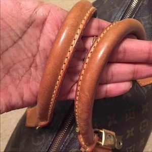 Louis Vuitton Bags - Louis Vuitton Speedy 30 Bag (Vintage) Louis Vuitton Bags - Louis Vuitton Speedy 30 Bag (Vintage)